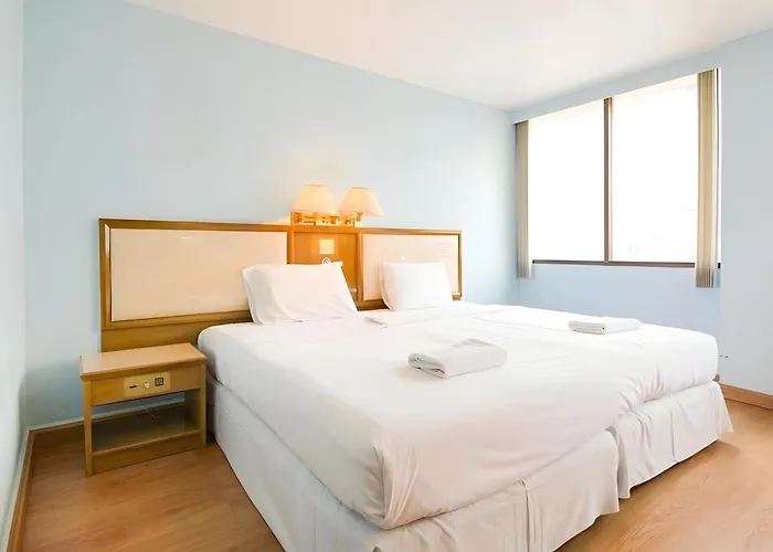 Cloudy A Chidlom - คลาวด์ดี้ เอ ชิดลม Apartment