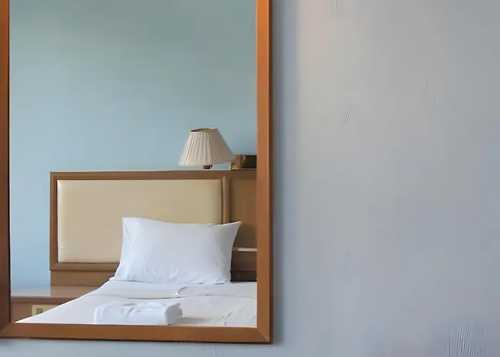 Cloudy A Chidlom - คลาวด์ดี้ เอ ชิดลม Apartment *