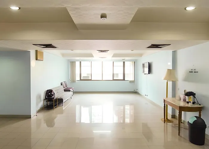 Cloudy A Chidlom - คลาวด์ดี้ เอ ชิดลม Apartment Bangkok